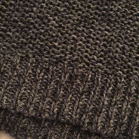 Say What? Cropped Grey Crew Neck Sweater Med. Extra Long Sleeves/Ribbed Accents - Picture 12 of 13